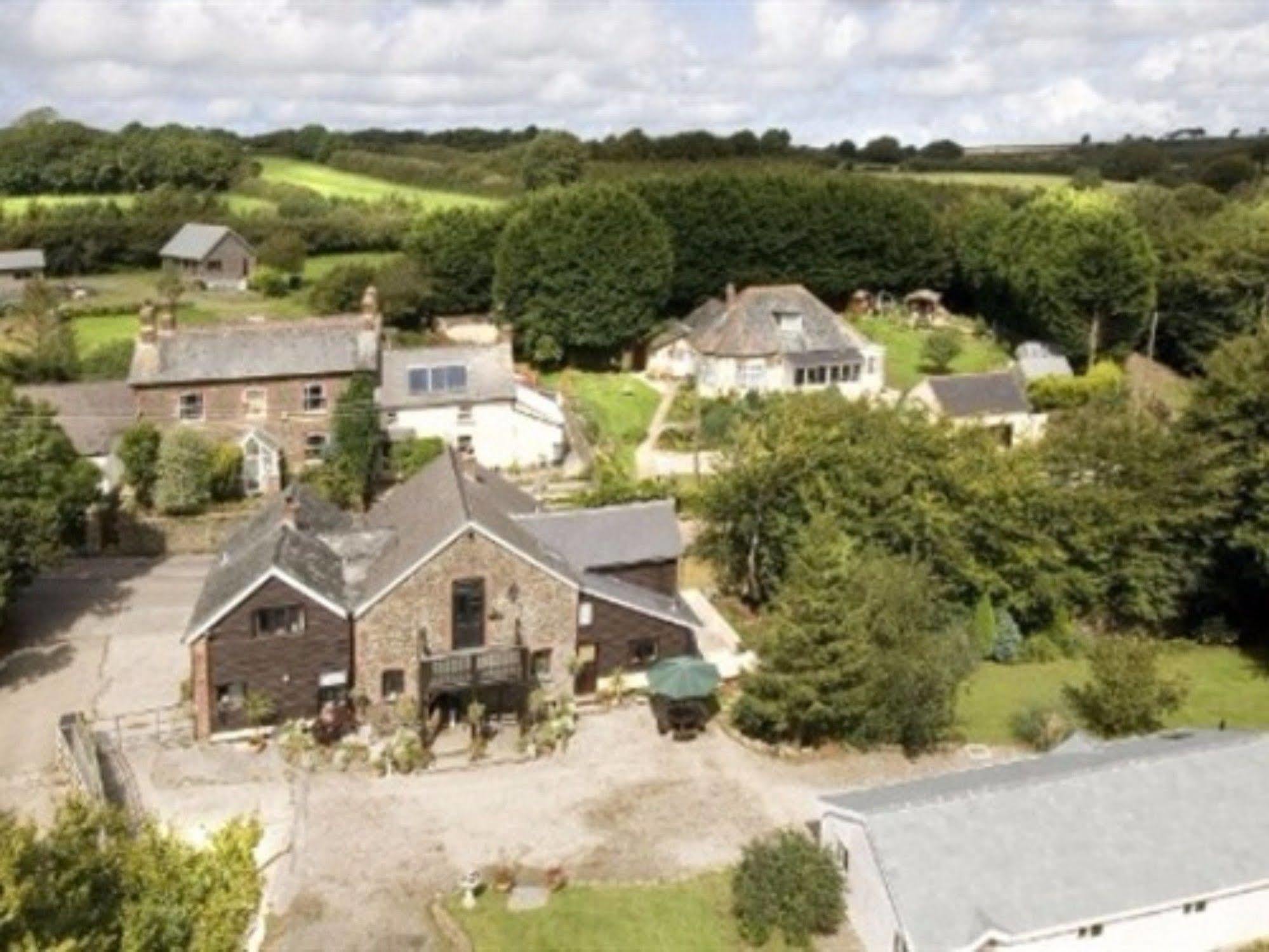 Lew Barn - B&B Holsworthy Exterior photo